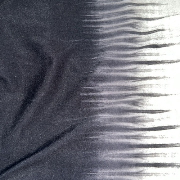 NEW Girls One Piece Swimsuit XS (5) - Picture 3 of 6